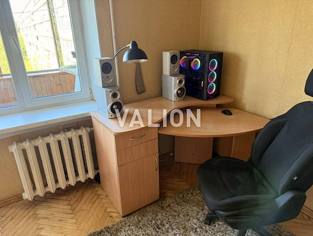 Продажа 3 комнатной квартиры по улице Ореста Левицкого 11/32 64.7/38.4/7.7 Деснянского района массив Лесной
