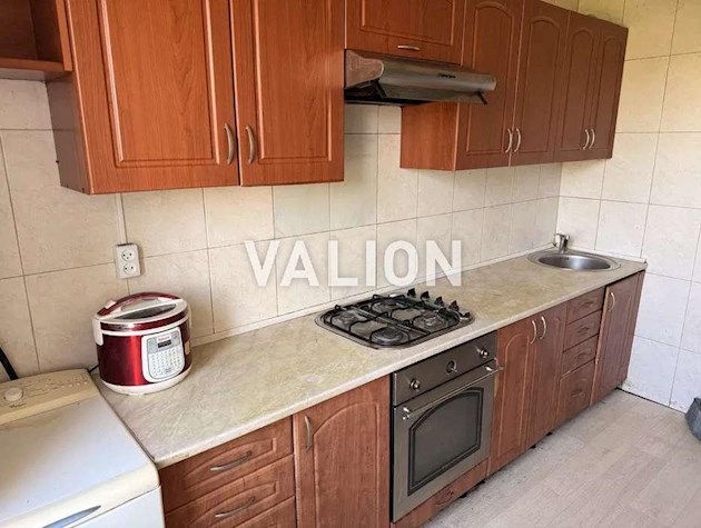 Продажа 3 комнатной квартиры по улице Ореста Левицкого 11/32 64.7/38.4/7.7 Деснянского района массив Лесной