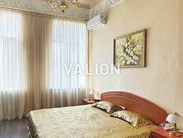 Продам 2к квартиру, исторический центр, Арсенальная, пер. Инженерный 4