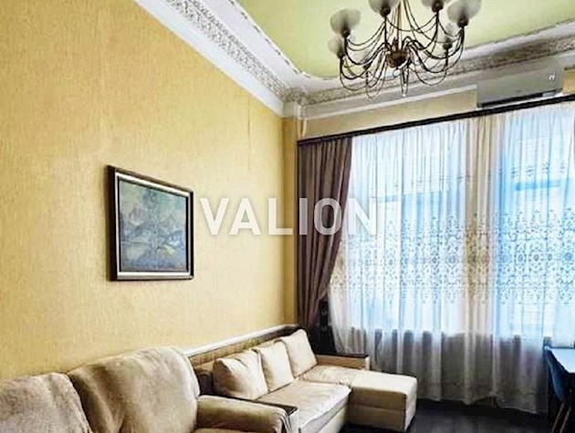 Продам 2к квартиру, исторический центр, Арсенальная, пер. Инженерный 4