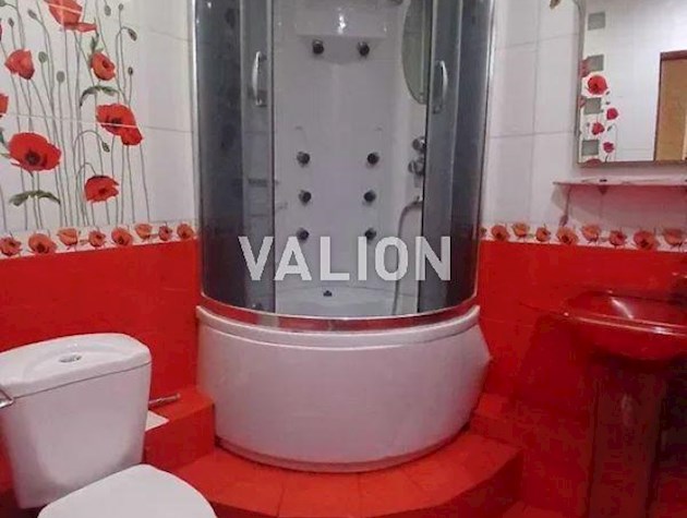 Продажа 4-к квартиры ул. Малая Житомирская 18