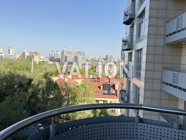 Продаж 3-кімнатної квартири, вул. Юрія Іллєнка (Мельникова) 18б, Шевченківський район, ЖК Парус