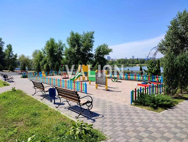 Продам стильную 3-комн.квартиру с ремонтом Оболонский проспект 1к1