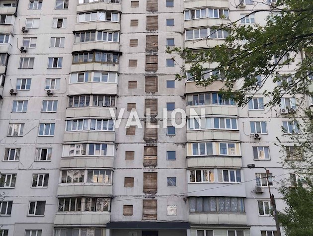 Продажа: 3 комнатной квартиры 68.4/44/8.1 ул. Здолбуновская 5 Дарницкий район .
