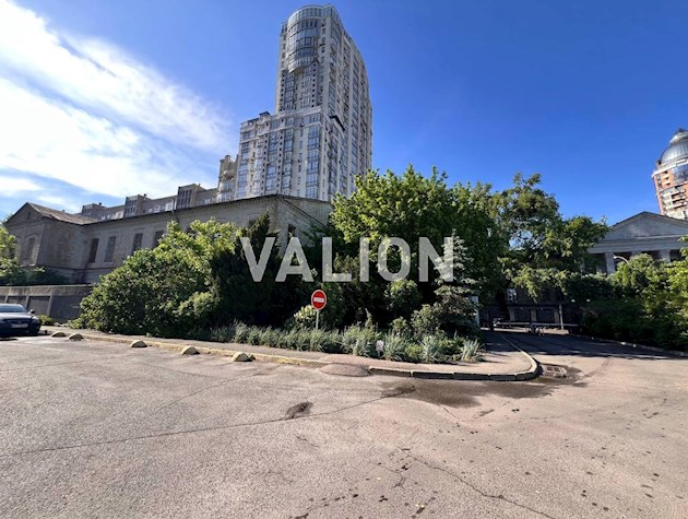 Продам 1-комн.квартиру ул. Панаса Мирного 28а