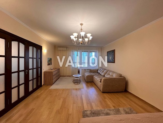 Продам 1-комн.квартиру ул. Панаса Мирного 28а