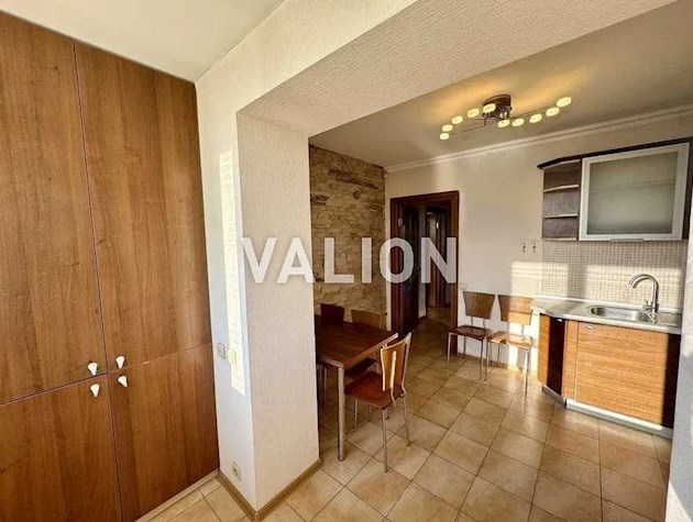 Продажа 3-к квартиры ул. Салютная 42/46
