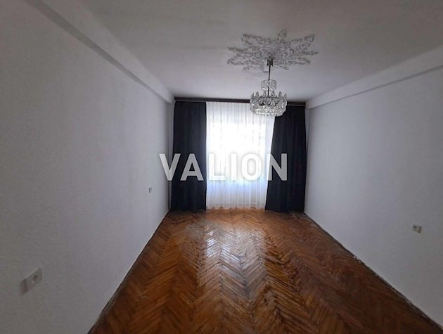 Продаж 3-к квартири просп. Лісовий 15а