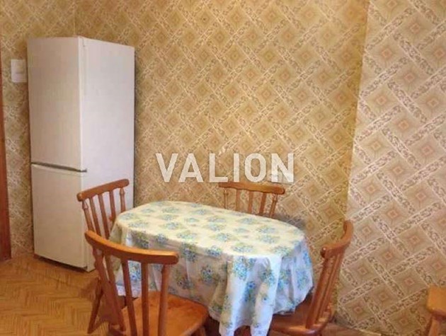 Продаж 2-х кімнатної квартири 76 кв.м., вул. Донецька, Севастопольска площа, Чоколівка