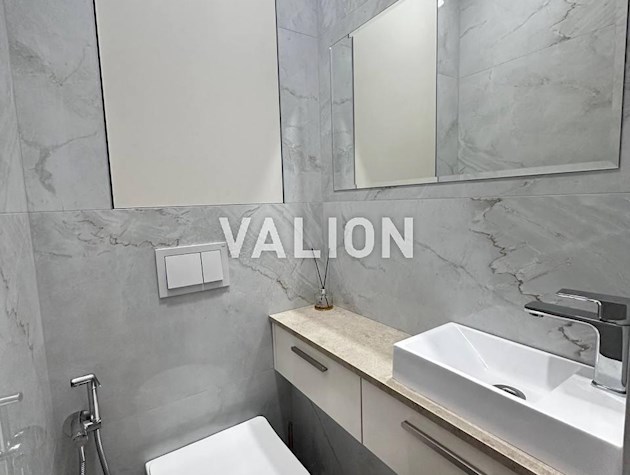 Продажа 2х комнатной квартиры с ремонтом 67 кв.м., ул Ф.Эрнста 8, Кадетский Гай, Соломенский р-н