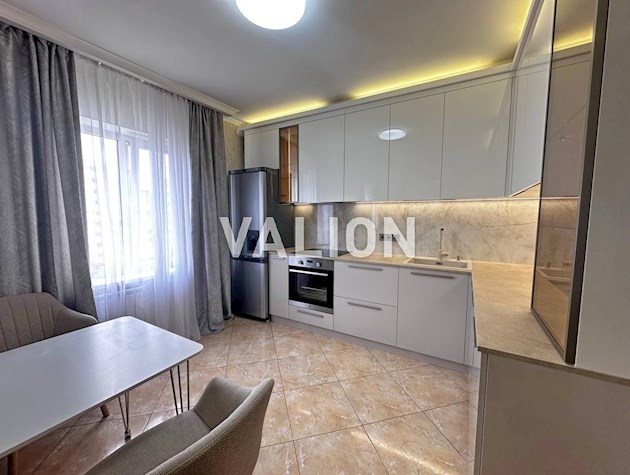 Продажа 2х комнатной квартиры с ремонтом 67 кв.м., ул Ф.Эрнста 8, Кадетский Гай, Соломенский р-н