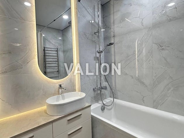 Продажа 2х комнатной квартиры с ремонтом 67 кв.м., ул Ф.Эрнста 8, Кадетский Гай, Соломенский р-н