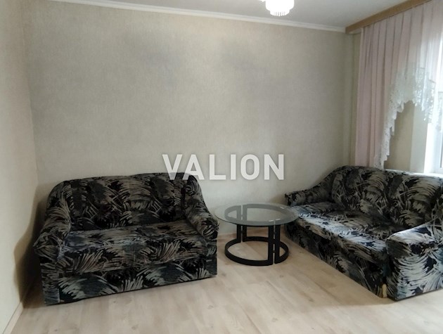 Продам 3-комнатную квартиру 72 м.кв. ул. Харьковское шоссе 146 метро Харьковское 10 мин. общественным транспортом.