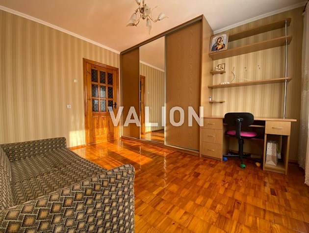 Продажа трехкомнатной квартиры, ул. Милославская, 19, Троещина.