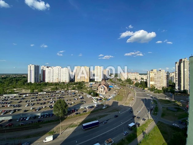 Продажа трехкомнатной квартиры, ул. Милославская, 19, Троещина.