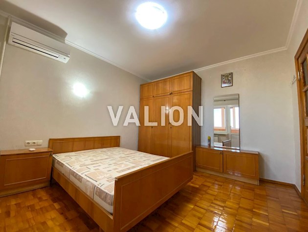 Продажа трехкомнатной квартиры, ул. Милославская, 19, Троещина.