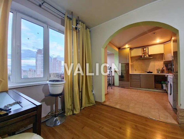 Продажа 3-к квартиры просп. Владимира Ивасюка 25