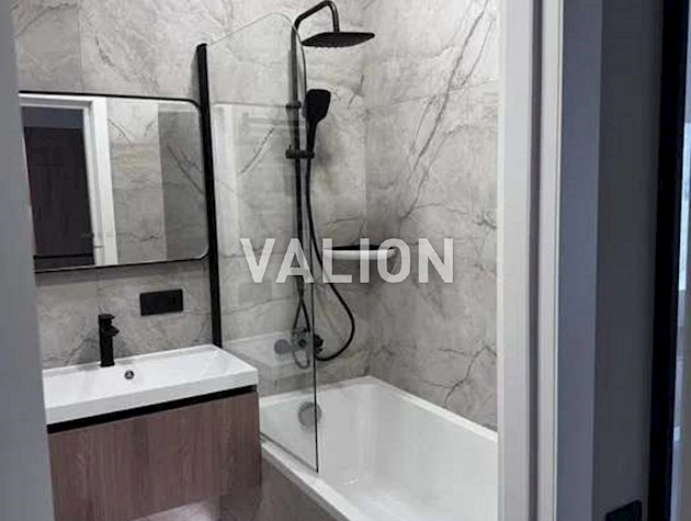 Продажа 1-к квартира ул. Максимовича 26д