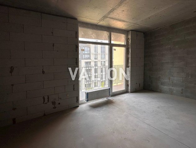 Продажа 3-к квартиры ул. Салютная 2