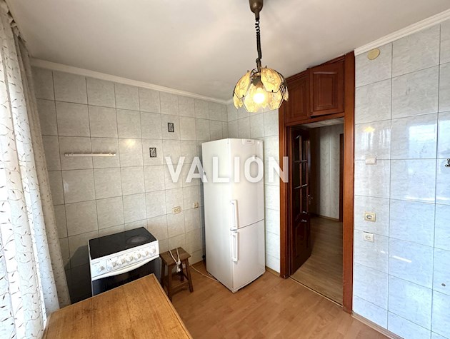 Продам 3к квартиру ул.Хорольская 1, Старая Дарница ДВРЗ Дарницкий вокзал Дарницкая(Ленинградская) пл, метро Черниговская Дарница Левобережная
