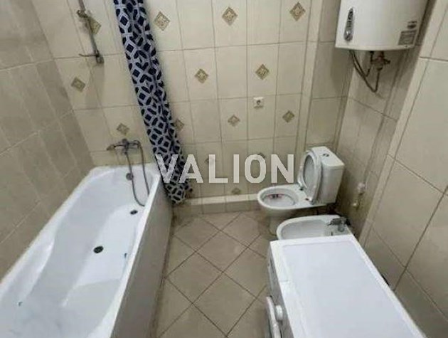 Продажа 2-к квартиры ул. Драгоманова 2б
