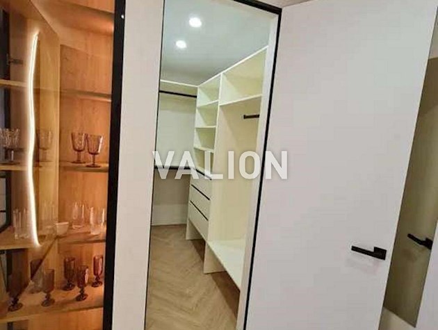 Продажа 1-к квартиры ул. Михаила Максимовича 24
