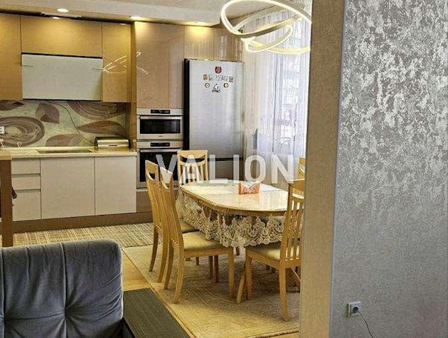 Продажа 3-к квартири ул. Бориса Гмыри 4