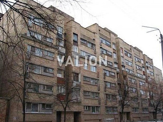 Продам 3-комн.квартиру с ремонтом на Подоле, ул.Волошская 23