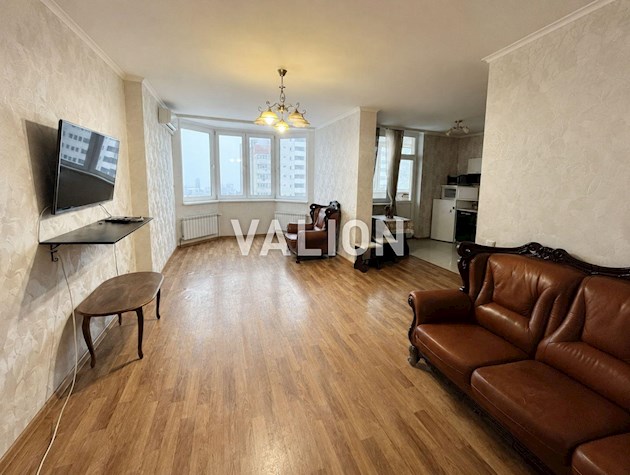 Продам 3-комнатную квартиру 104м2. Белицкая, 20, Подольский район, Куреневка.