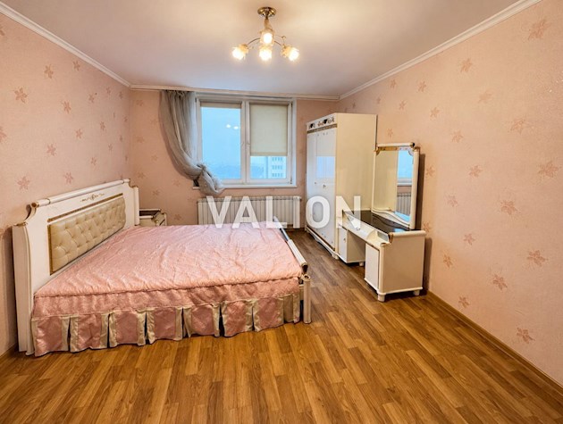 Продам 3-комнатную квартиру 104м2. Белицкая, 20, Подольский район, Куреневка.