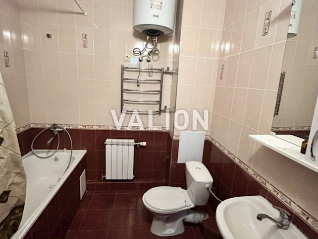 Продам 3-комнатную квартиру 104м2. Белицкая, 20, Подольский район, Куреневка.