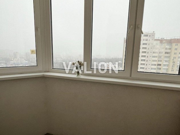 Продам 3-комнатную квартиру 104м2. Белицкая, 20, Подольский район, Куреневка.