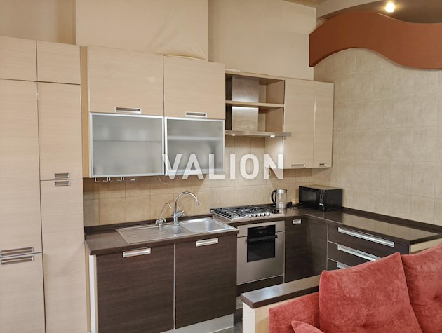 Продам 3-комнатную квартиру с ремонтом ул.Тарасовская 30