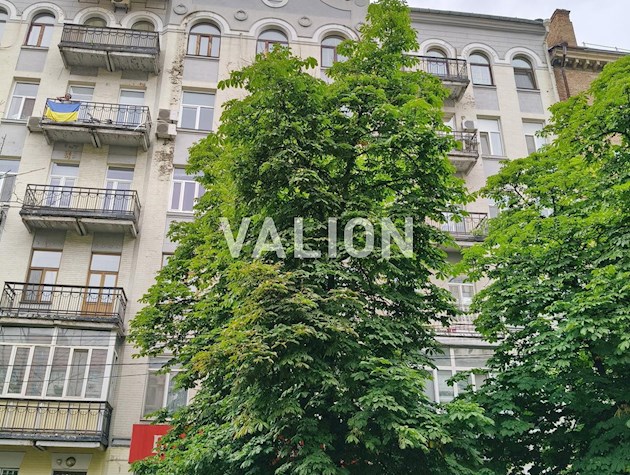 Продам 3-комнатную квартиру с ремонтом ул.Тарасовская 30