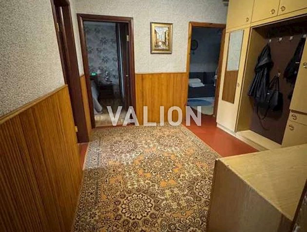 Продажа 3-комнатной квартиры по просп.Червоной Калины (Маяковского), 66а