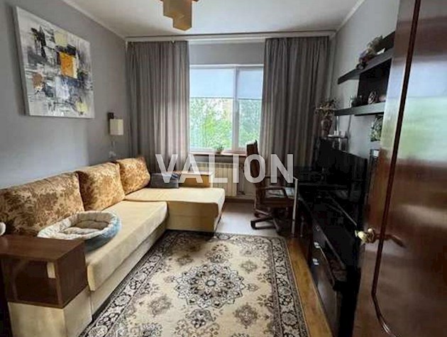 Продажа 3-комнатной квартиры по просп.Червоной Калины (Маяковского), 66а