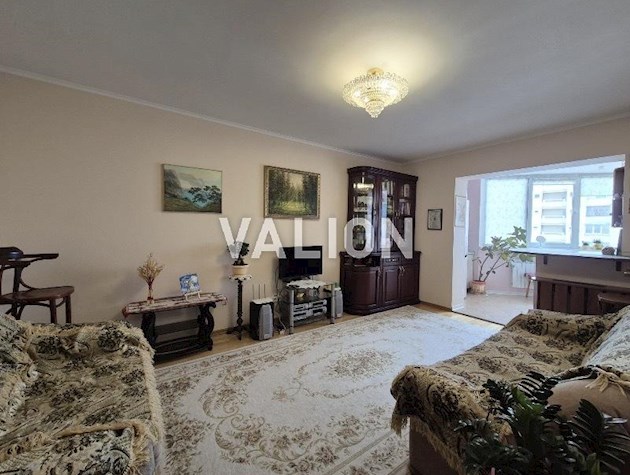 Продаж 2кімнатної квартири, 72м.кв., вул. Лаврухіна, 5, Троєщина.