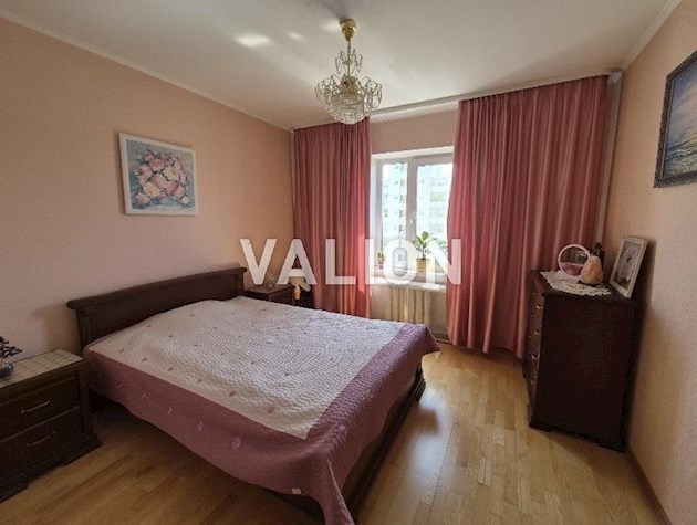 Продаж 2кімнатної квартири, 72м.кв., вул. Лаврухіна, 5, Троєщина.