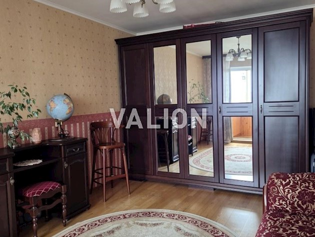Продаж 2кімнатної квартири, 72м.кв., вул. Лаврухіна, 5, Троєщина.