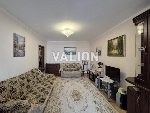 Продаж 2кімнатної квартири, 72м.кв., вул. Лаврухіна, 5, Троєщина.