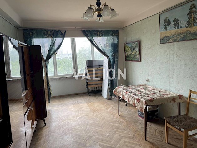 Продам 3 кімнатну квартиру 72м2, вул. Березняківська 24, біля озера Тельбін, неподалік метро Лівобережна