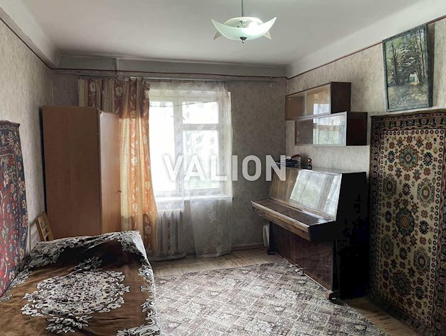 Продам 3 кімнатну квартиру 72м2, вул. Березняківська 24, біля озера Тельбін, неподалік метро Лівобережна