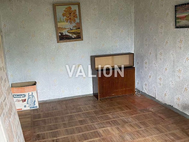 Продам 3 кімнатну квартиру 72м2, вул. Березняківська 24, біля озера Тельбін, неподалік метро Лівобережна