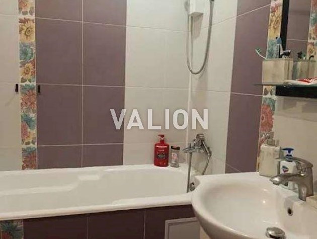 Продаж 2-к квартири вул. Бориспільська 12в