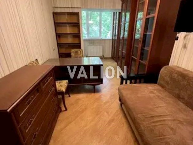 Продаж 3-к квартири вул. Теремківська 11