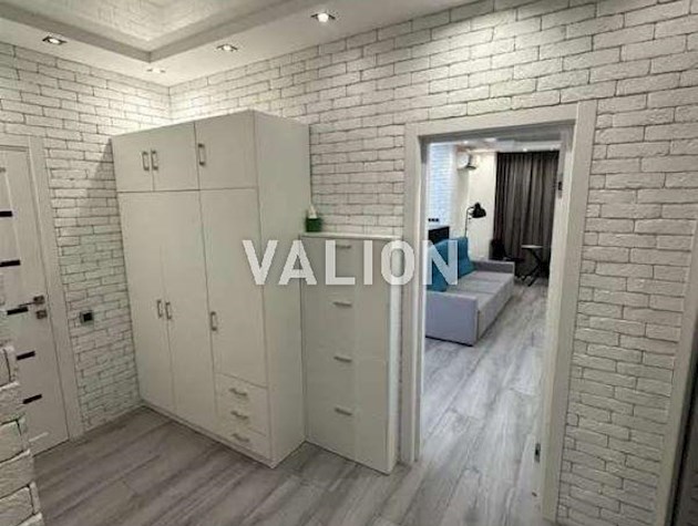 Продажа 1-к квартиры вул. Драгоманова 2б