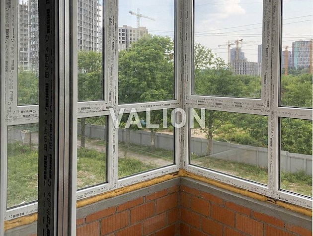 Продажа 1-комнатной квартиры в ЖК 7 квартал Виноградарь, ул. Александра Олеся, 13