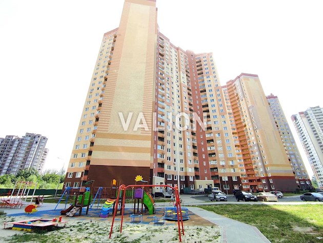 Продаж 2-кімнатна на С.Кішки (Конєва), 5Б, ЖК Еврика, 10 поверх, М. Іподром – 5 хвилин.