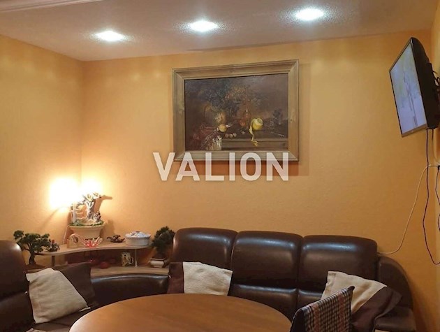 Продаж 5-к квартири вул. Драгоманова 17