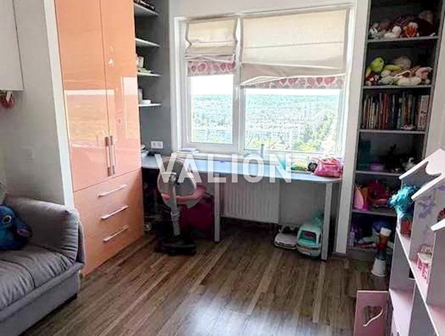 Без комісії для покупця. Продаж 2к квартири 67 кв.м , вул Калнишевського 14 Мінський масив.